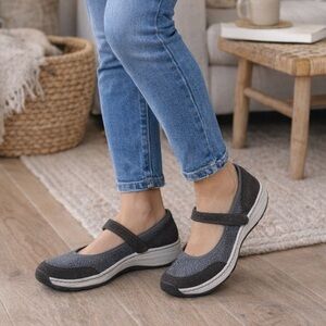 Aetrex Mina Mary Jane Shoes Charcoal Gray Orthotic Slip Resistant Size 6-6.5